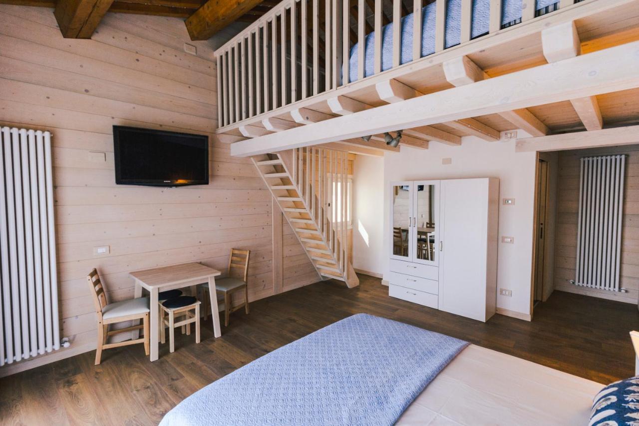 B&B Al Fienile Paderno del Grappa Luaran gambar