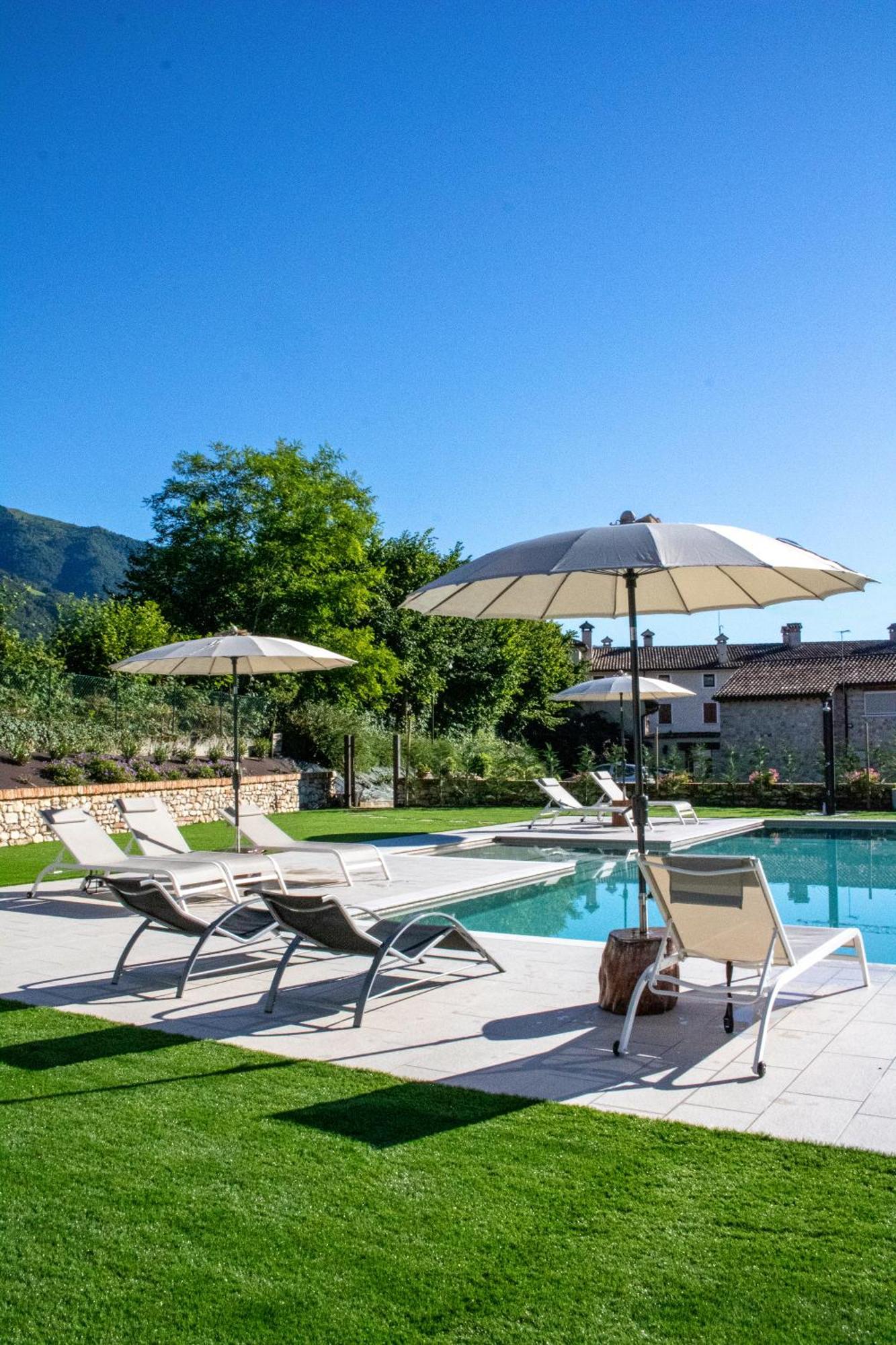 B&B Al Fienile Paderno del Grappa Luaran gambar